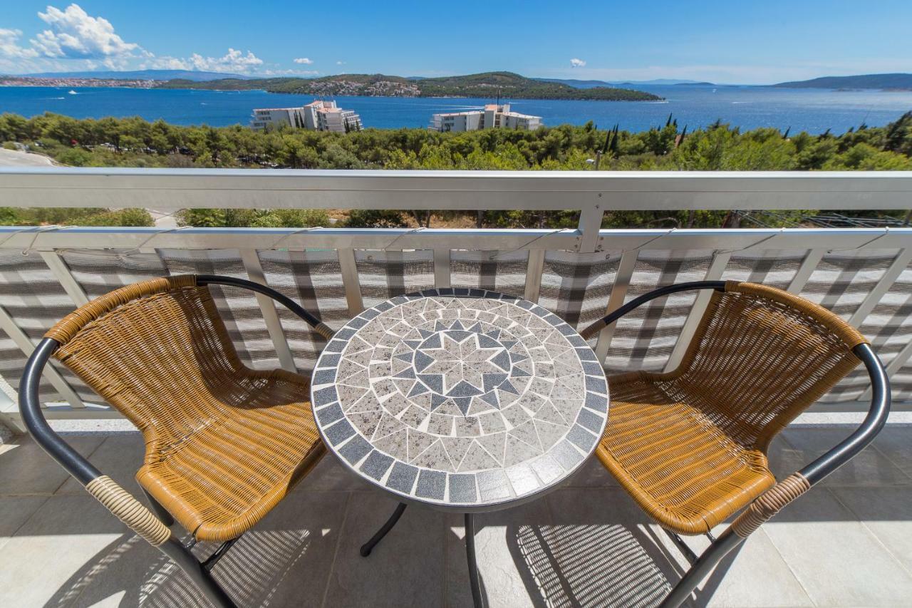 Apartments Rose Trogir Buitenkant foto