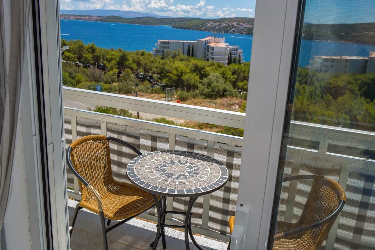 Apartments Rose Trogir Buitenkant foto