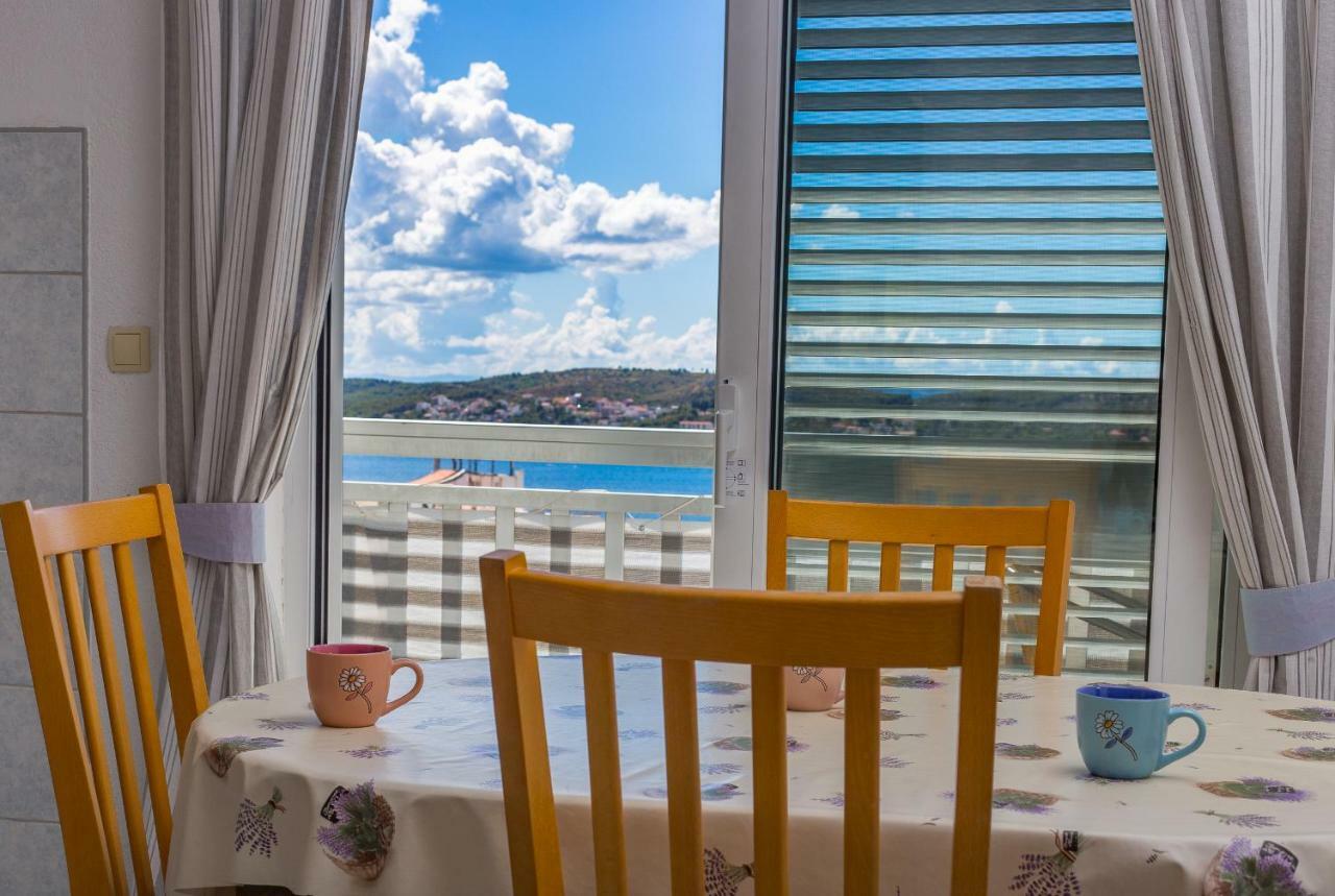 Apartments Rose Trogir Buitenkant foto